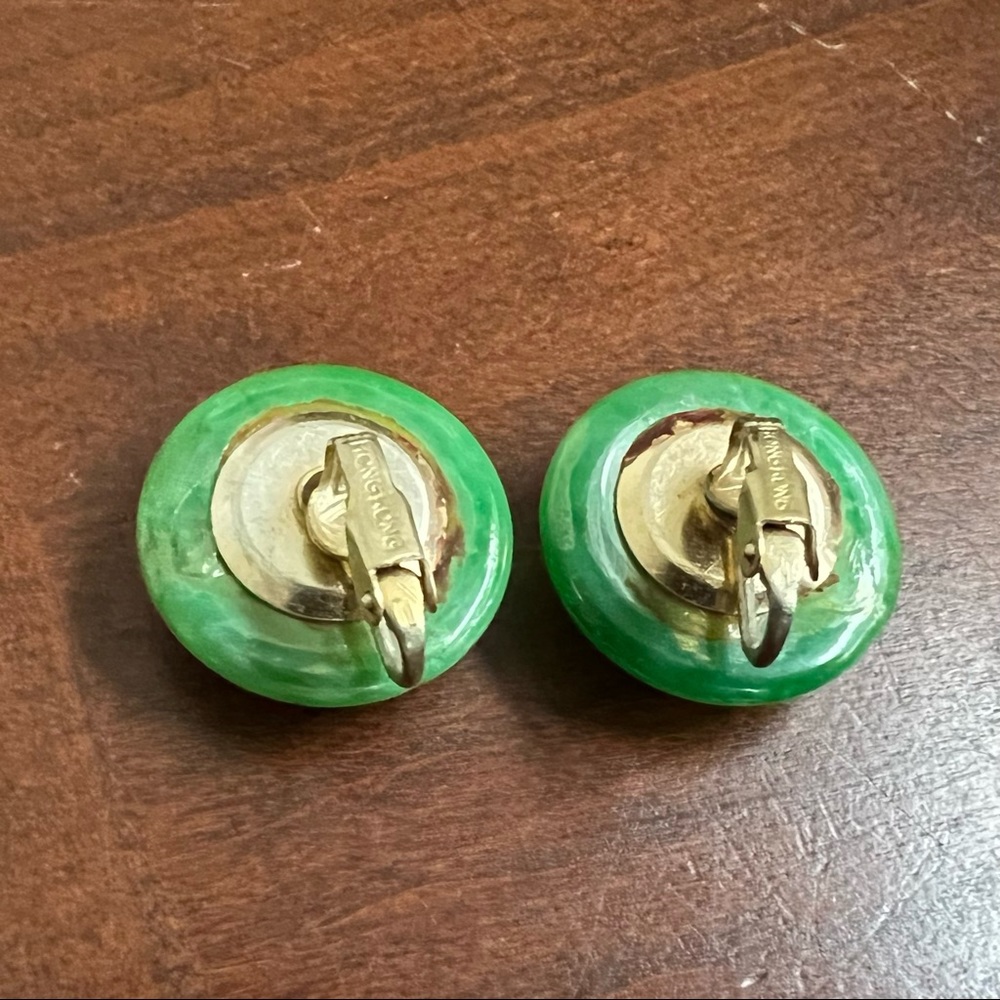 Vintage Marbled Green Clip Earrings er2 - Picture 6 of 6